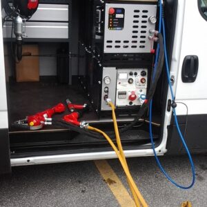 Multifunkcionalana hidraulična jedinica